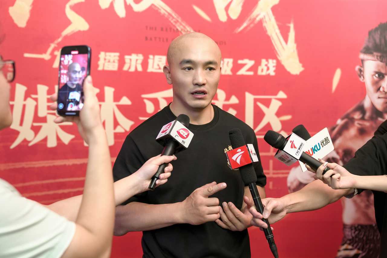 很欣赏播求, 际荣誉 很欣赏播求, 际荣誉