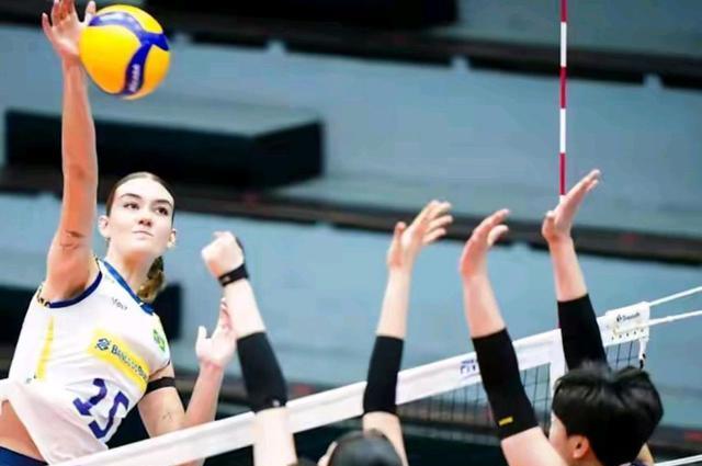 比赛中面对 比赛中面对