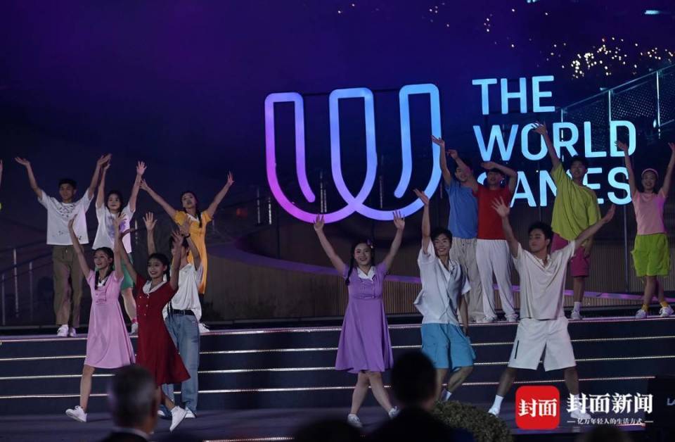 hWnGH, YF, 豪介绍