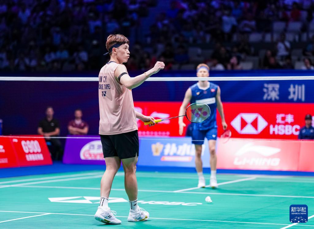 级男单决赛, 林俊易在比 级男单决赛, 林俊易在比