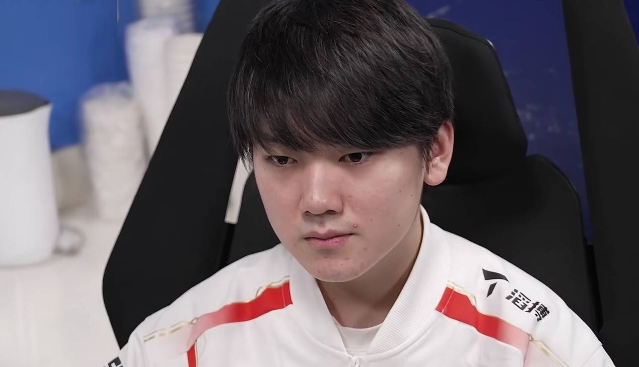 非常不错, 与LPL队, 的比分轻松