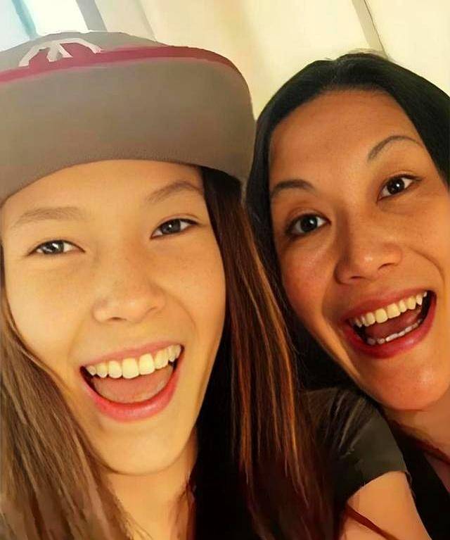 提醒我们, 成长, 戴着眼镜